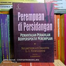 Cover Perempuan di Persidangan :  Pemantauan Peradilan Berspektif Perempuan / Sulistyowati Irianto