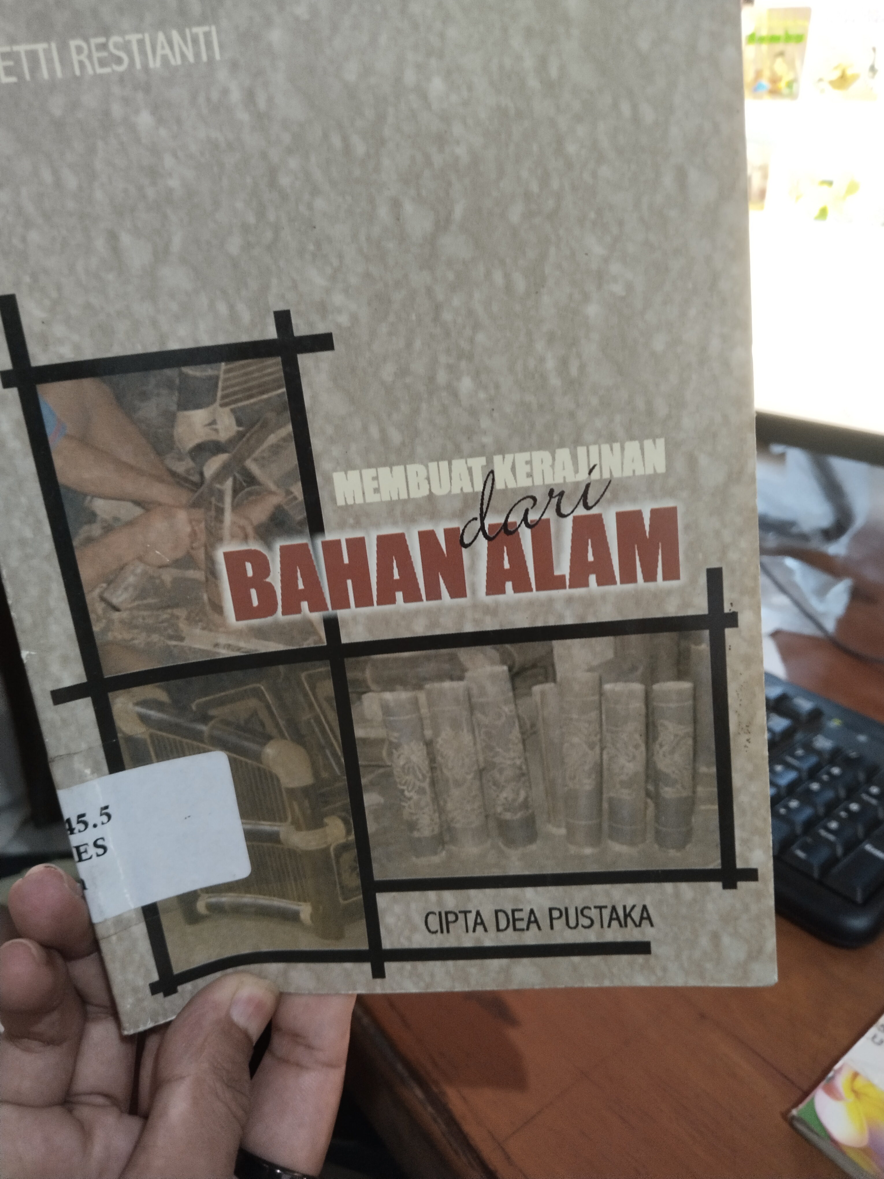 Cover Membuat Kerajinan dari Bahan alam / Hetti Restianti