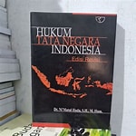 Cover Hukum Tata Negara Indonesia / Matul Huda
