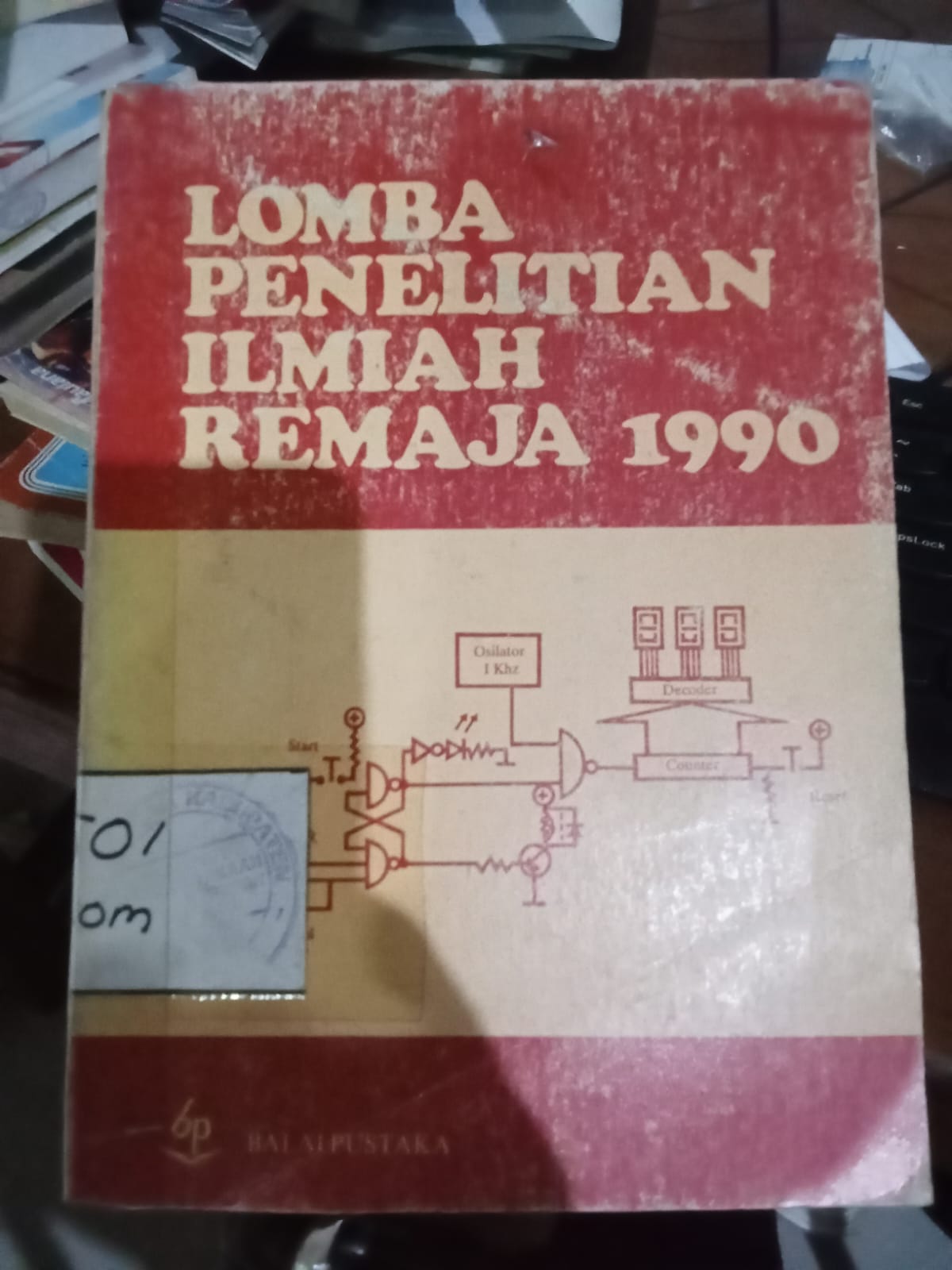 Cover Lomba Penelitian Ilmiah Remaja 1990 / Departemen Pendidikan dan Kebudayaan