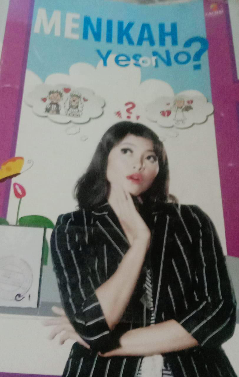 Cover Menikah Yes or No? / Utari Nighadiyati