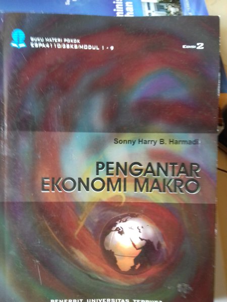 Cover Pengantar Ekonomi Makro / Sonny Harry