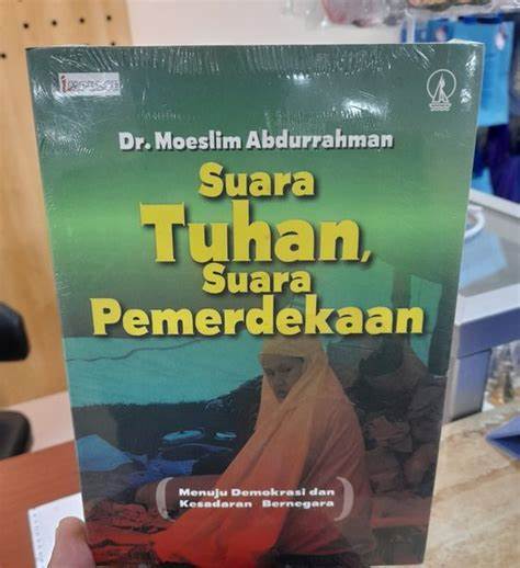 Cover Suara Tuhan Suara Pemerdekaan / Abdurrahman Moeslim