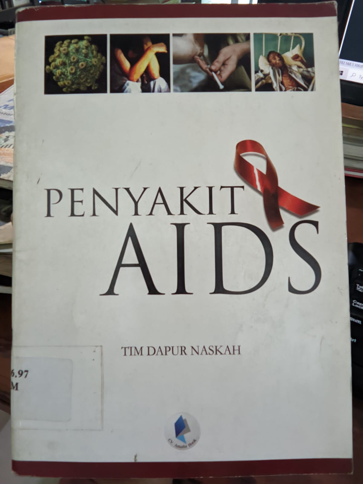 Cover Penyakit AIDS / Tim Dapur Naskah