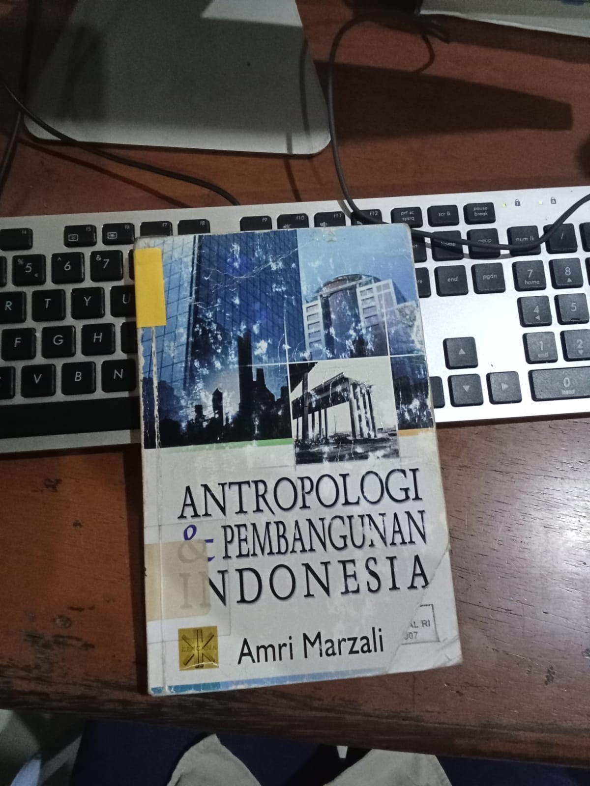 Cover Antropologi & Pembangunan Indonesia / Amri Marzali