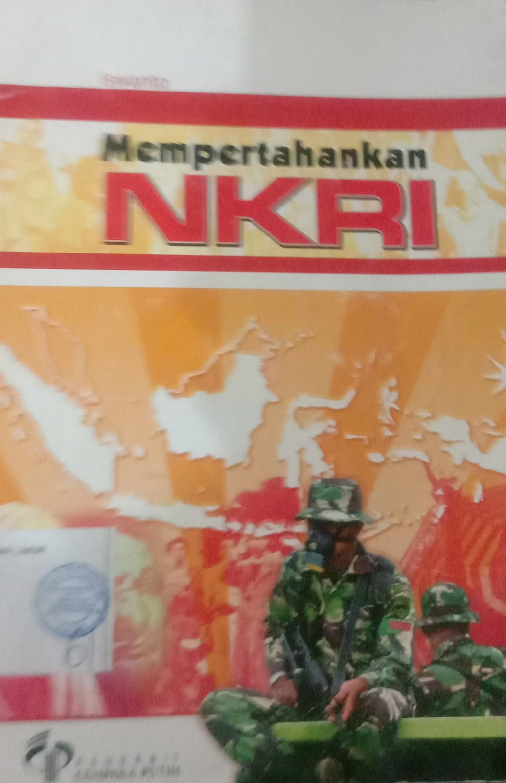 Cover Mempertahankan NKRI / Iswanto