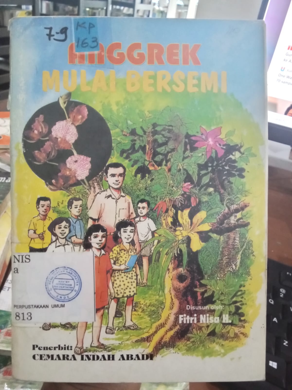Cover Anggrek Mulai Bersemi / Nisa H. Fitri