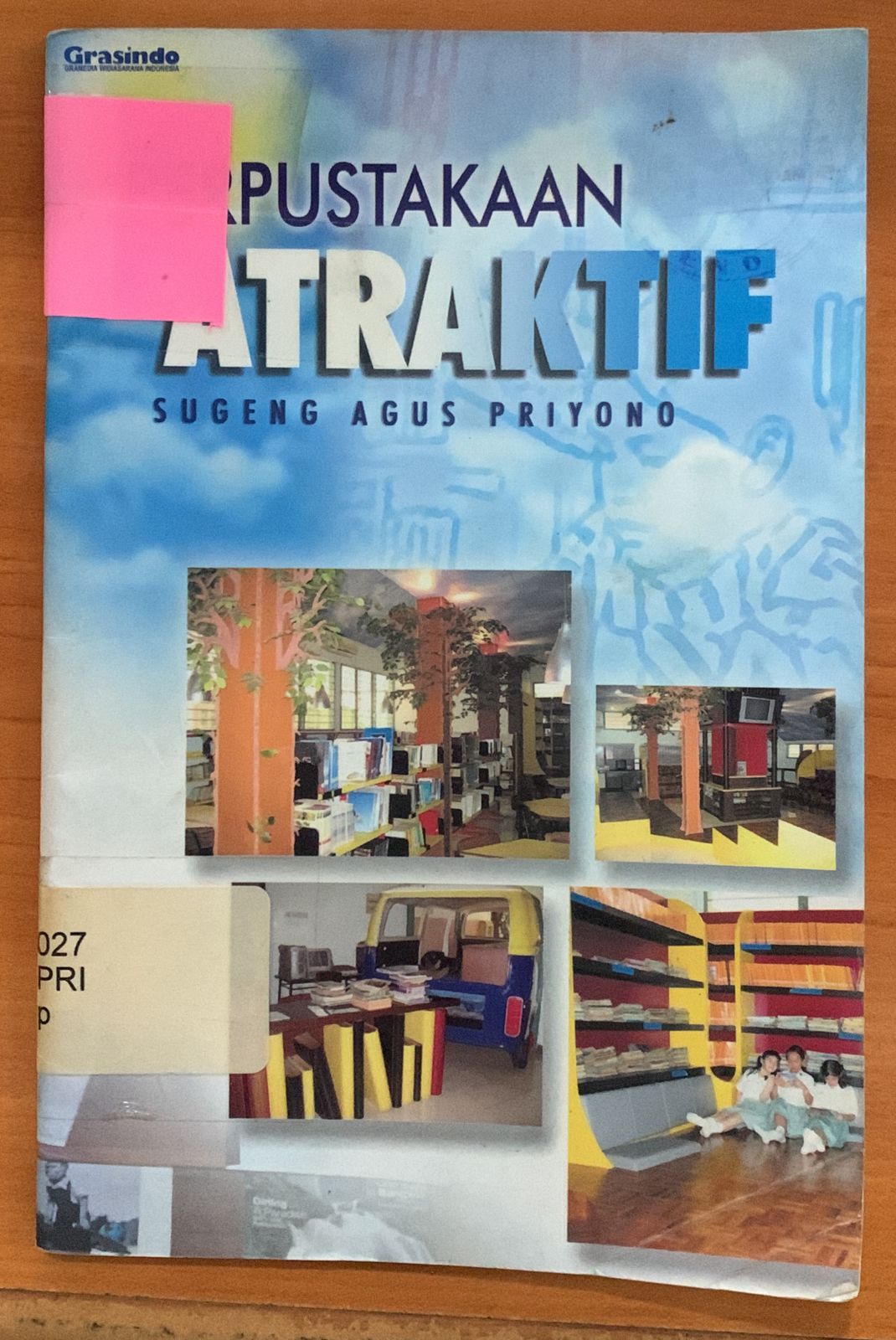 Cover Perpustakaan Atraktif / Ilyas