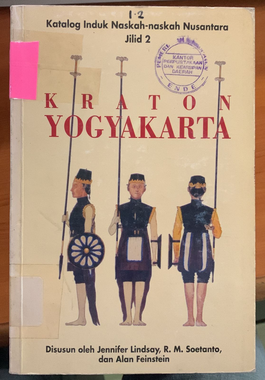 Cover Kraton Yogyakarta / Jennifer Linsdsay