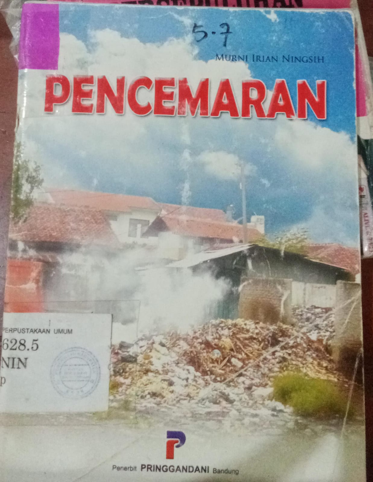Cover Pencemaran / Ningsih Irian, Murni