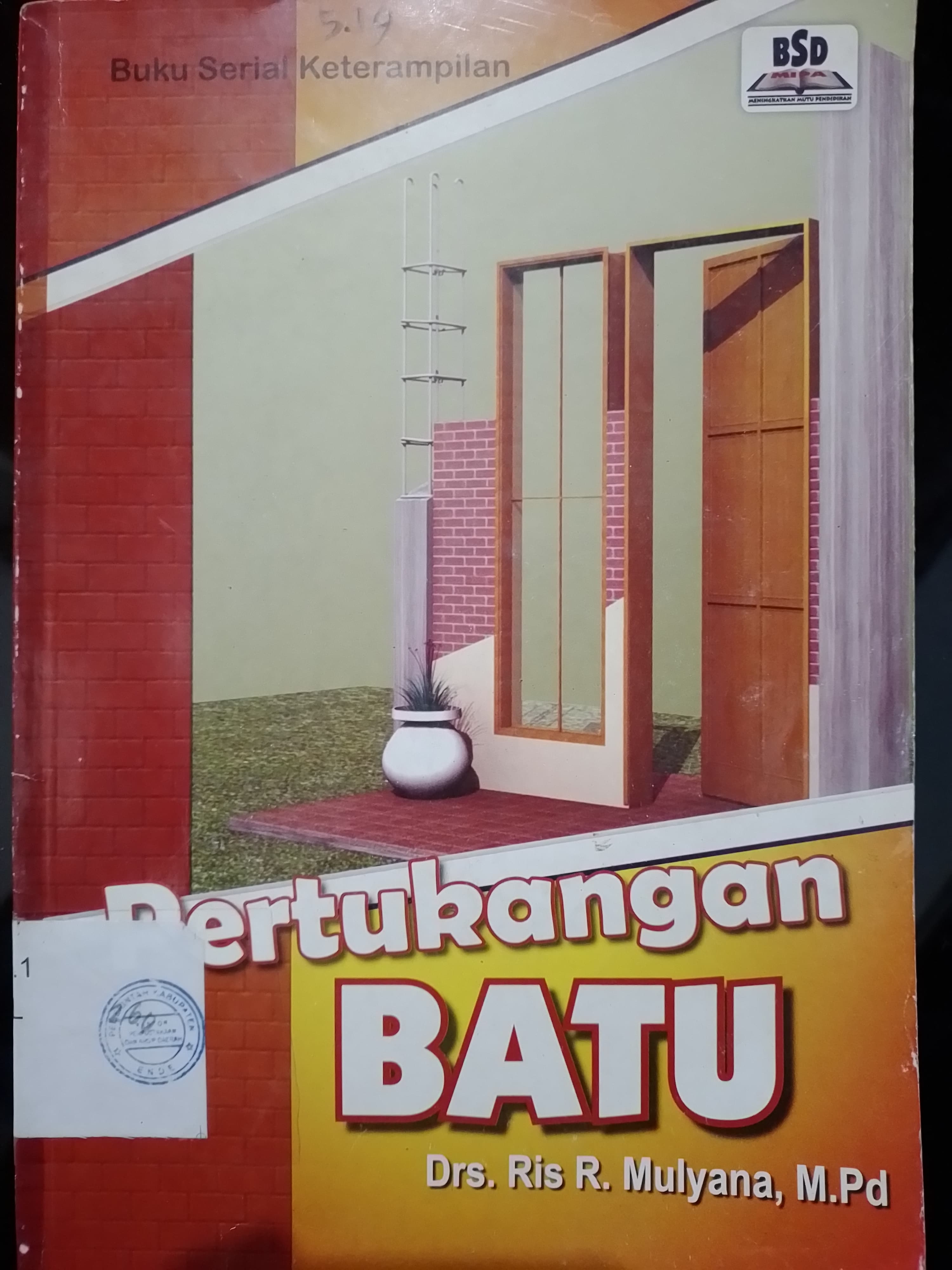 Cover Pertukangan Batu / Mulyana, Ris R.