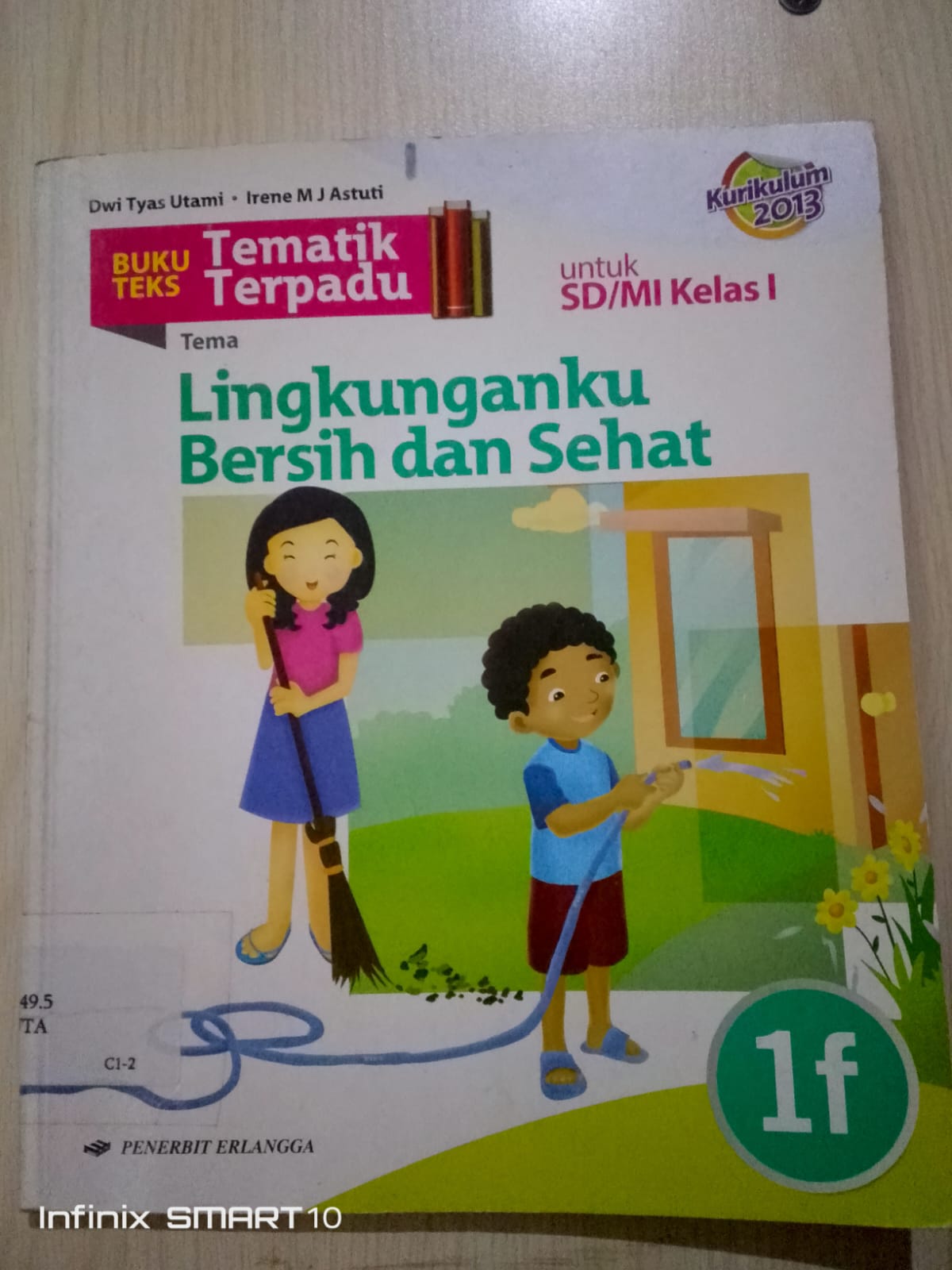 Cover Buku Teks Tematik Terpadu ; Astuti J M Irene