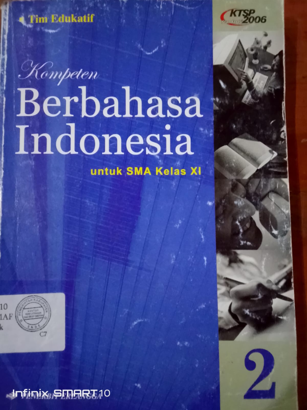 Cover berbahsa indonesia