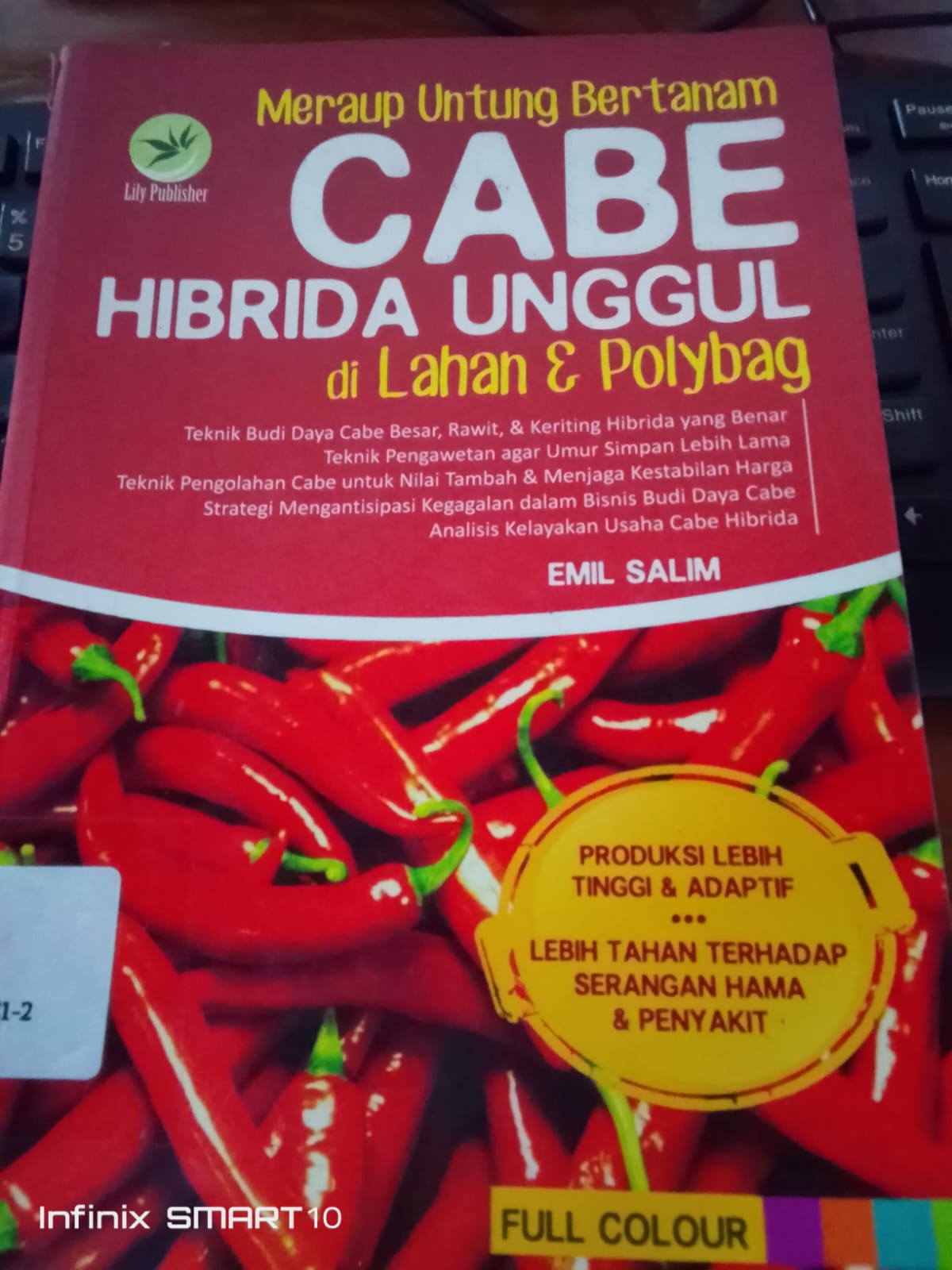 Cover Meraup Untung Bertanam Cabe : Emil Salim