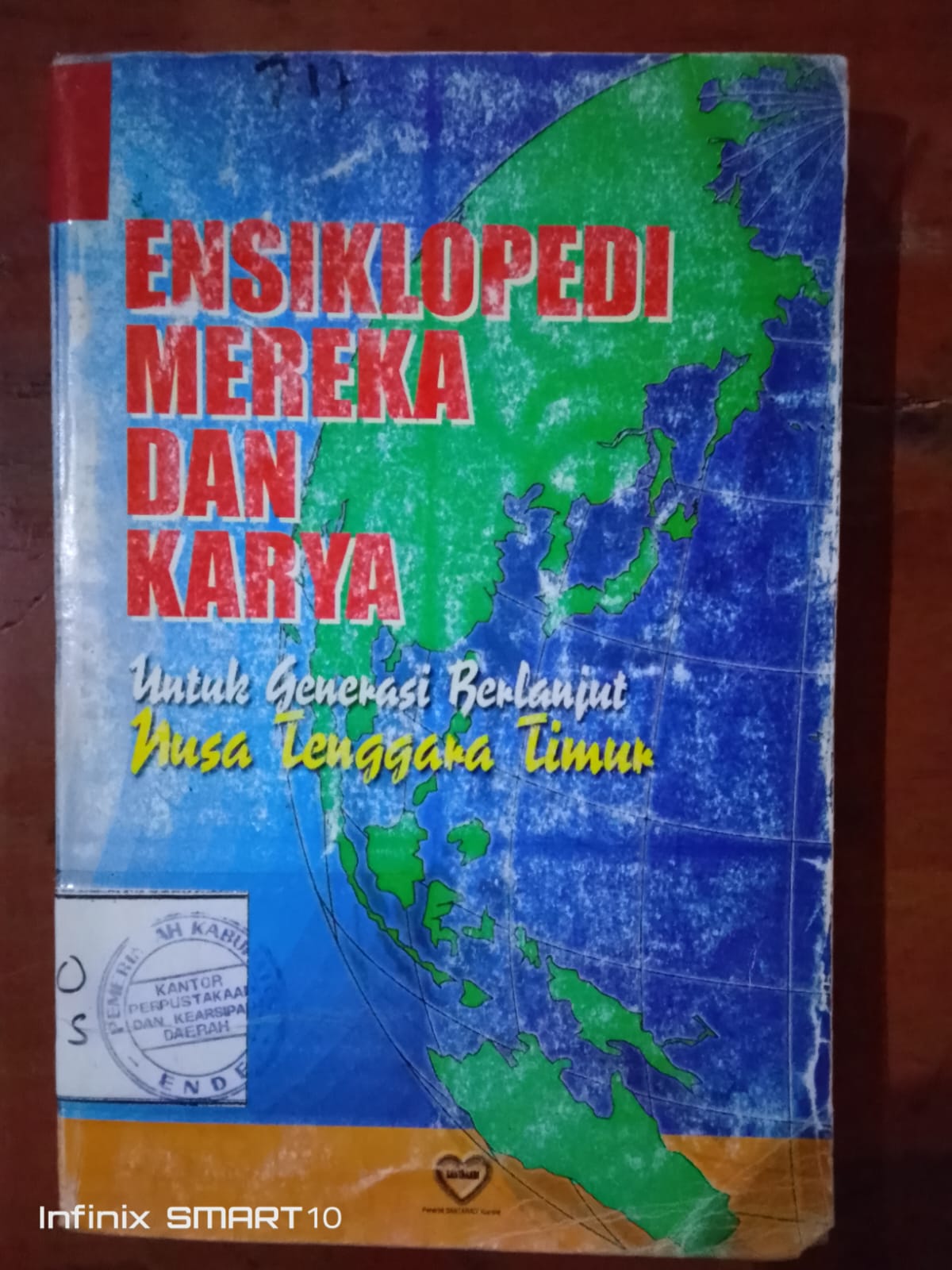 Cover Ensiklopedia Mereka Dan Karya / Alo Liliwery