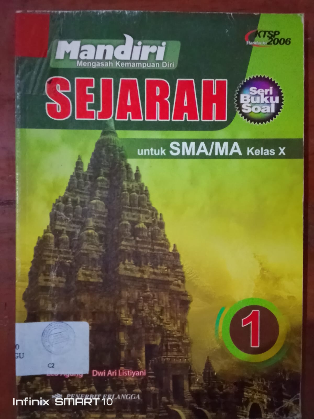 Cover Mandiri Mengasah Kemamp[uan Diri Sejarah / Leo Agung