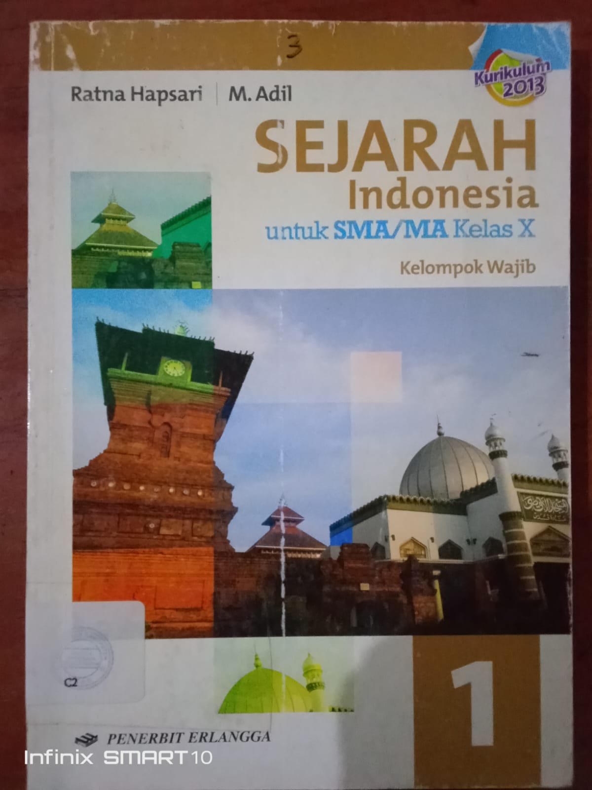 Cover Sejarah Indoonesia Kelompok Wajib / Ratna Haspari