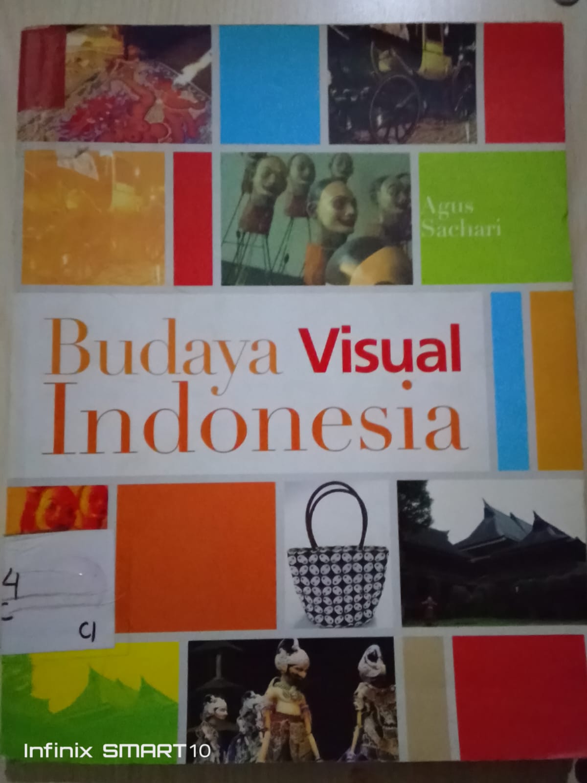 Cover Budaya  Visual Indonesia / Agus Sachari