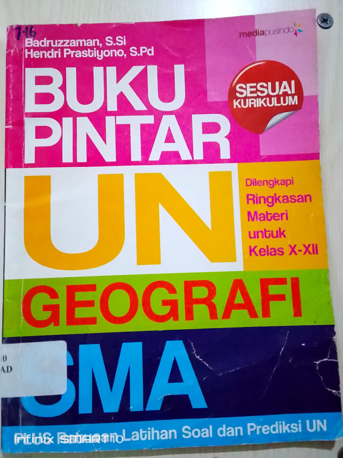 Cover Buku Pintar UN Geografi / Badruzzaman