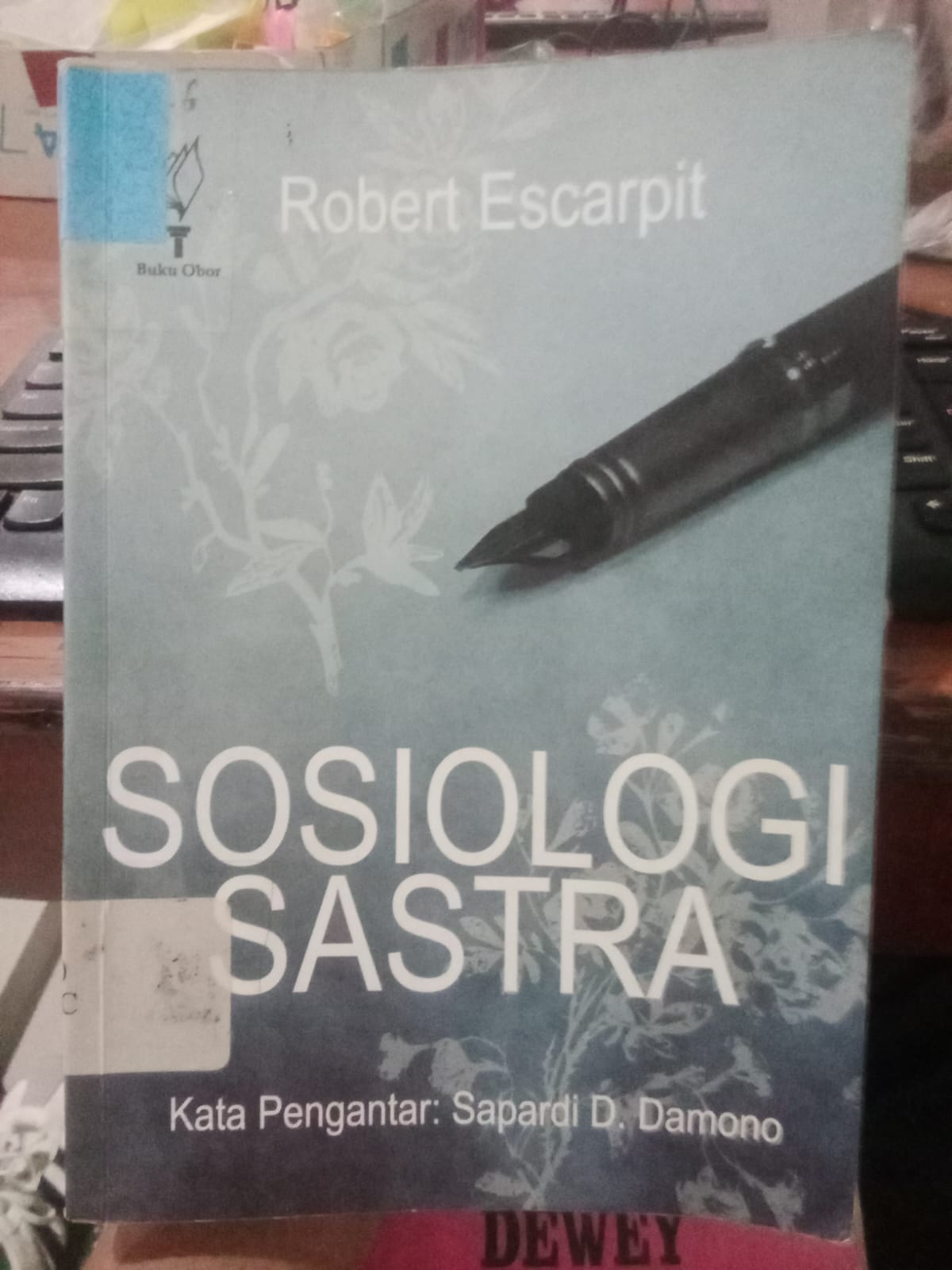 Cover Sosiologi Sasstra / Escarpit Robert