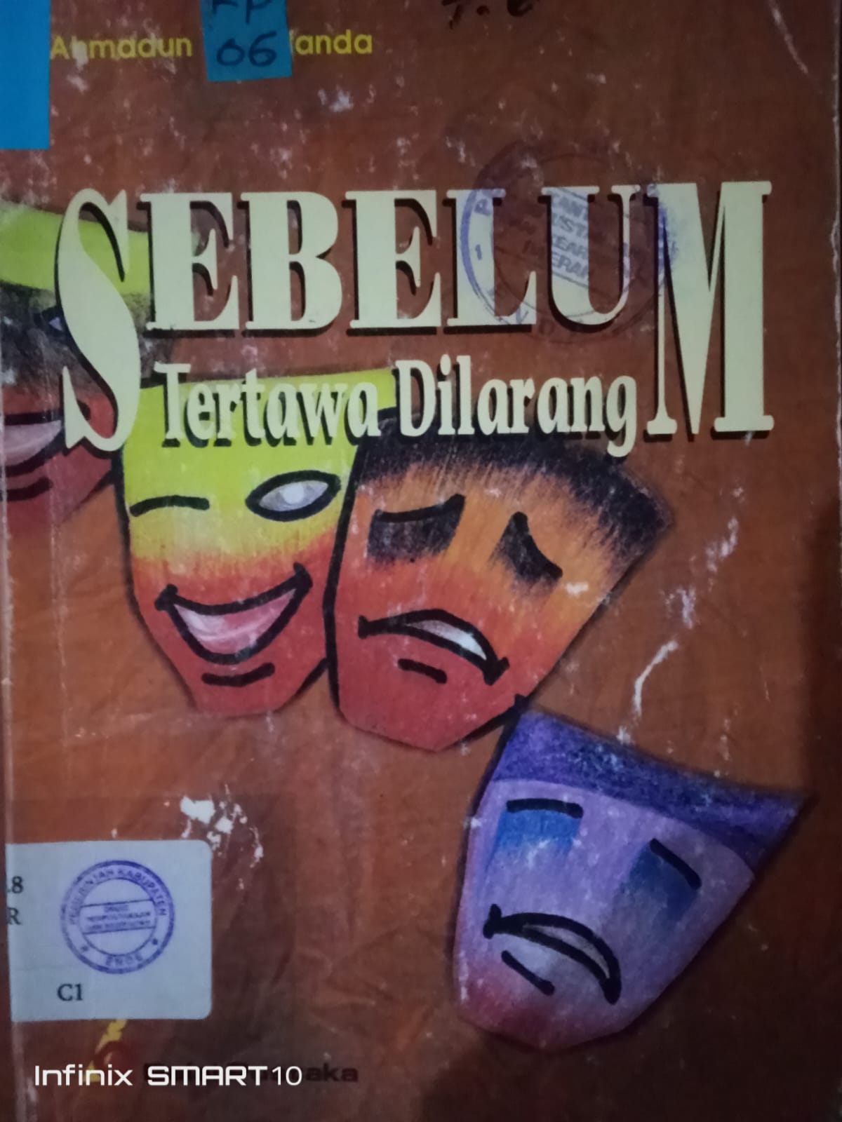 Cover Sebelum Tertawa Dilarang / Herfanda, Ahmudun