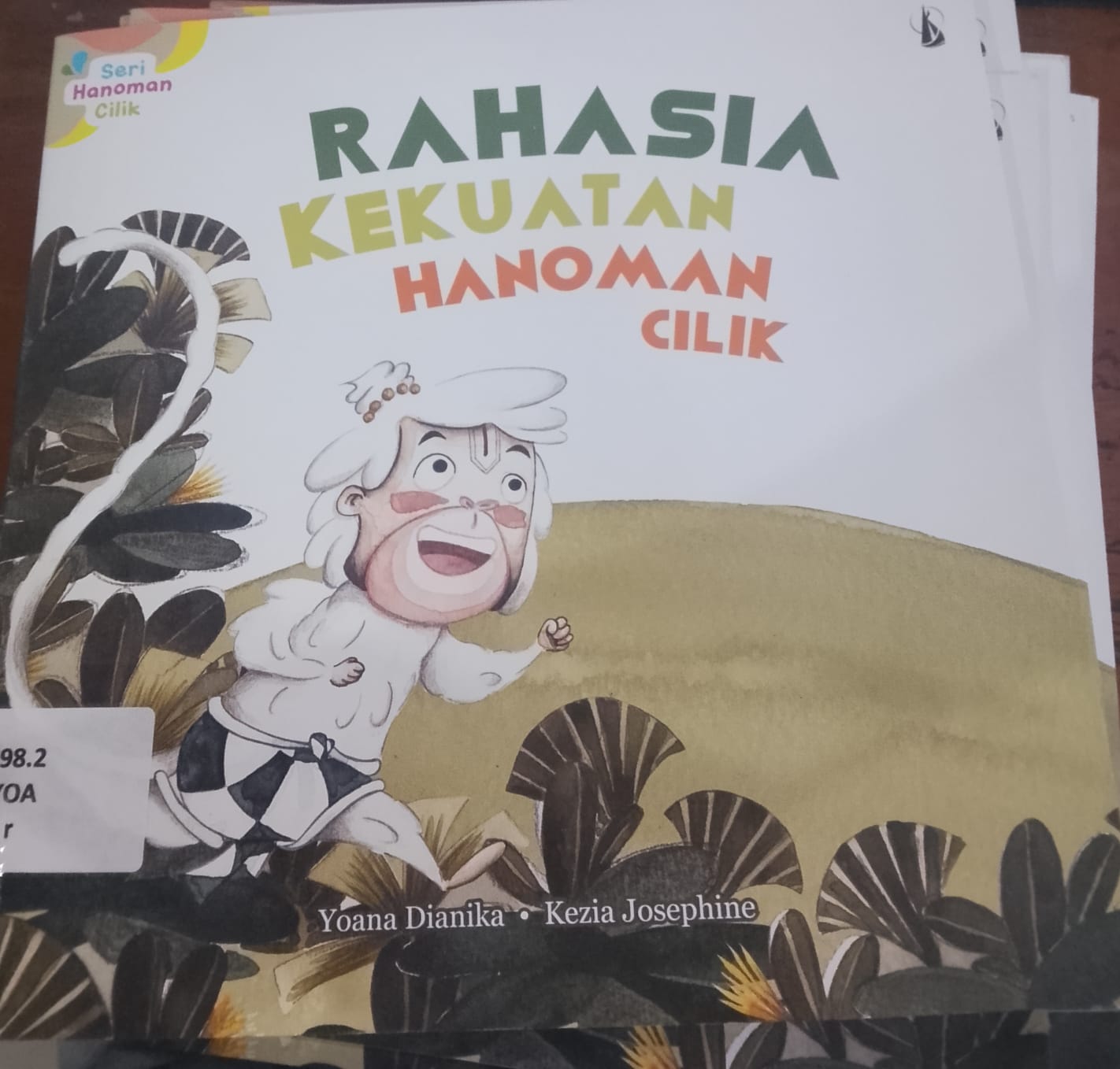 Cover 13 Rahasia Kekuatan Hanoman Cilik / Yohana Dianika