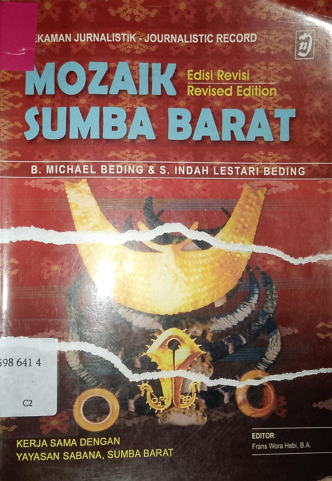 Cover Mozaik Sumba Barat / Michael Beding