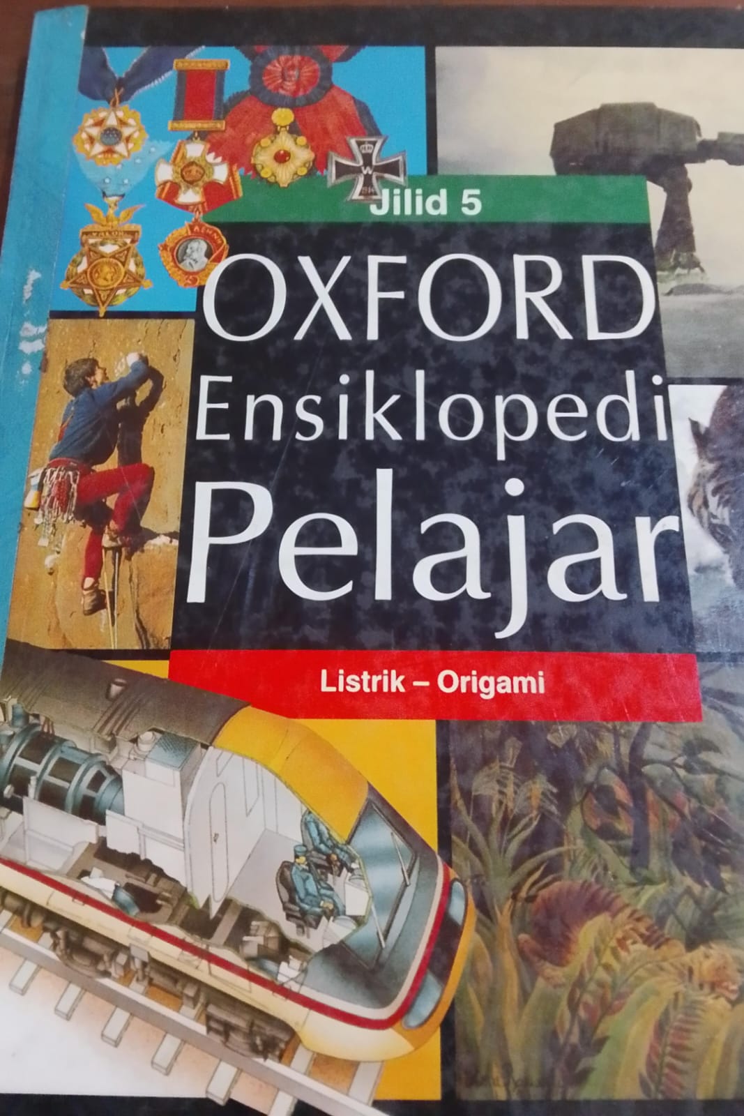 Cover Oxford Ensiklopedia Pelajar / Wiliams Collins Sons