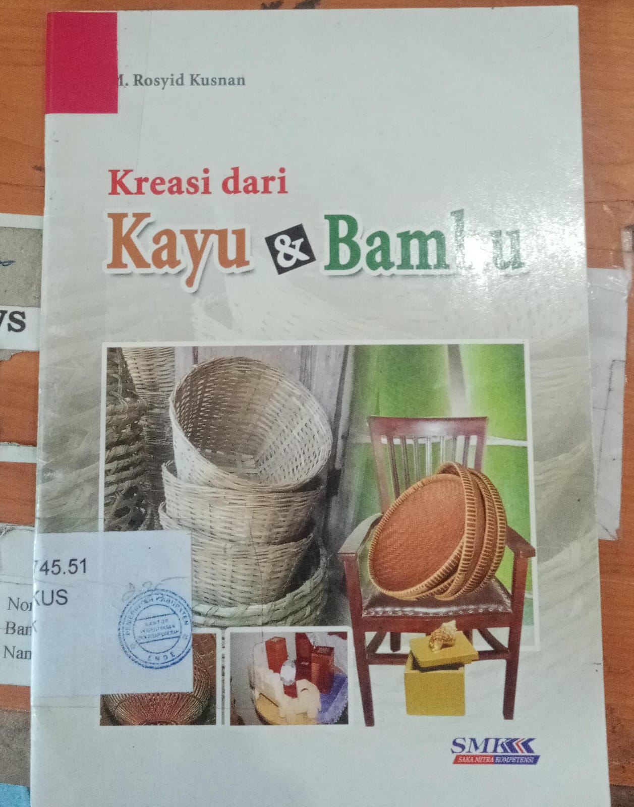 Cover Kreasi Dari Kayu & Bambu / Kusnan, Rosyid