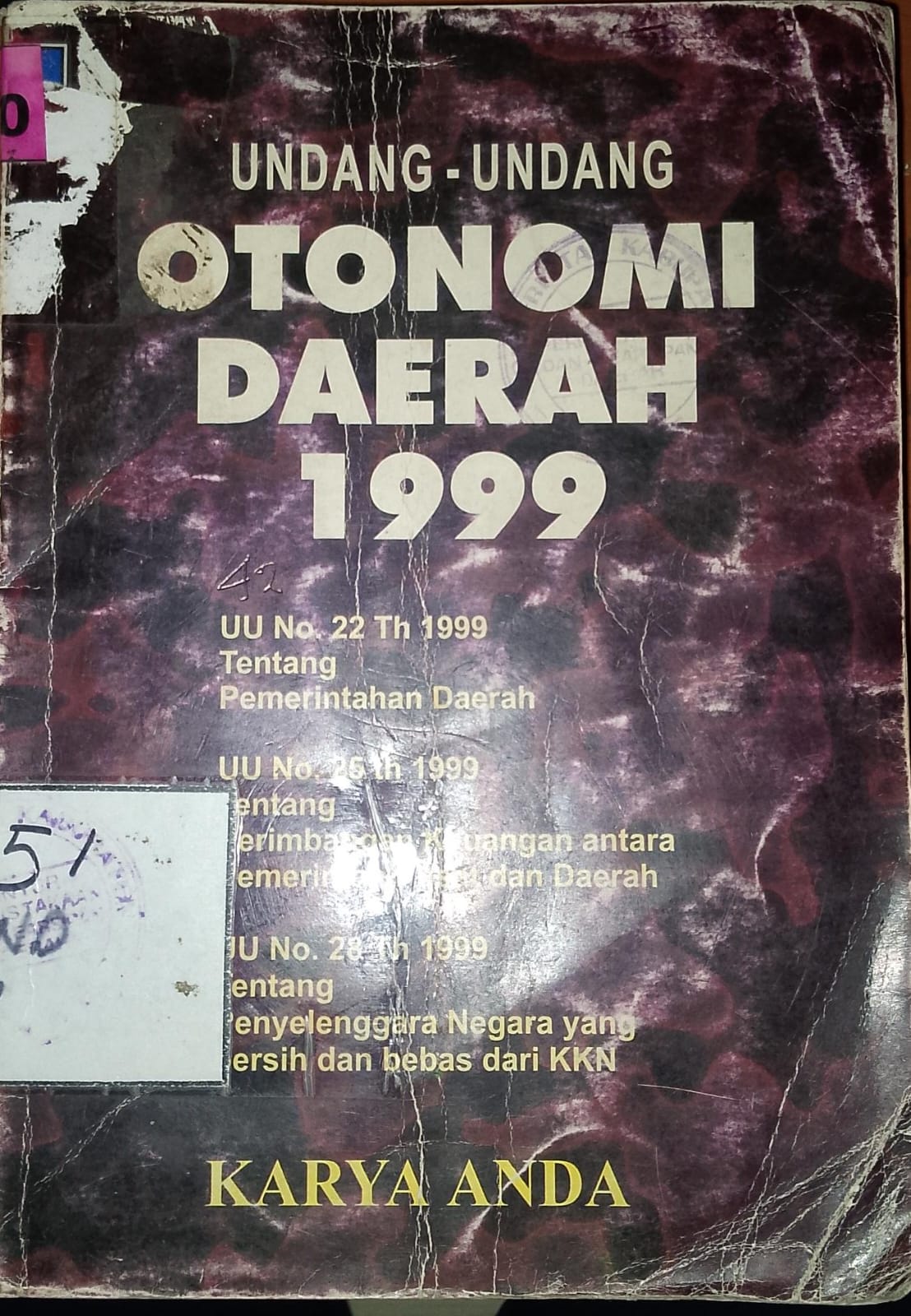 Cover Undang Undang Otonomi daerah 1999