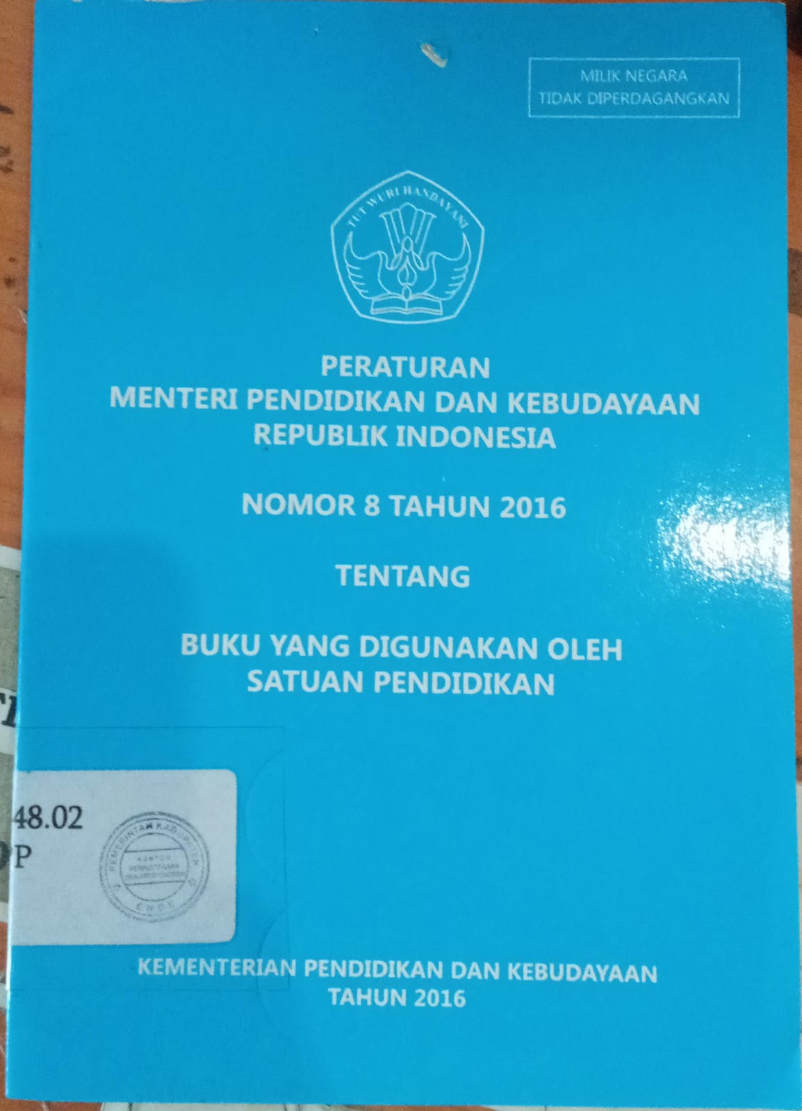 Cover Peraturan Menteri Pendidikan Dan Kebudayaan Republik Indonesia Nomor 8 Tahun 2016 Tentang Buku Yang Digunakan Oleh Satuan Pendidikan